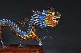清:银累丝烧蓝龙摆件。