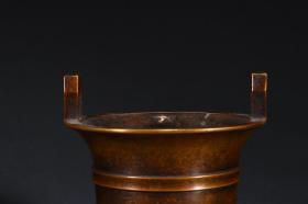 清:象鼻三足铜香炉。