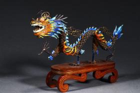 清:银累丝烧蓝龙摆件。