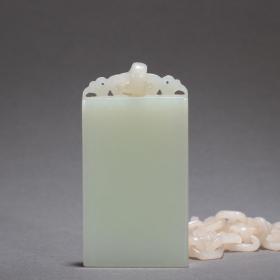 清代-和田玉籽料平安无事佩牌。