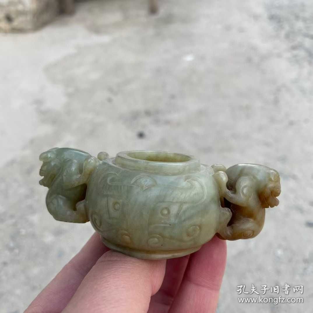18_清代和田青玉瑞兽水盂