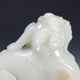 和田玉瑞兽摆件