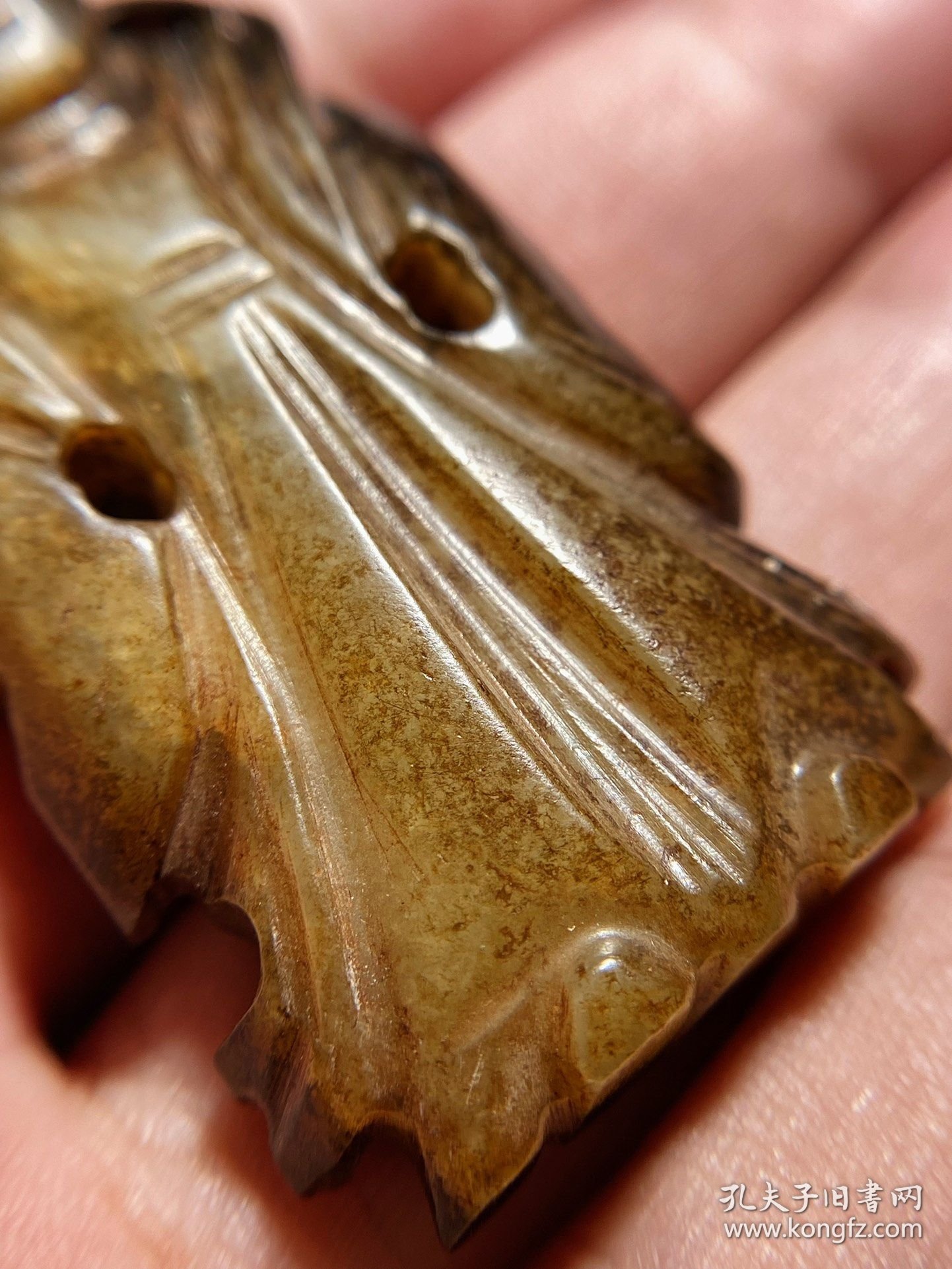 宋元 和田玉籽料 白玉受沁 胡人立像 把件 摆件