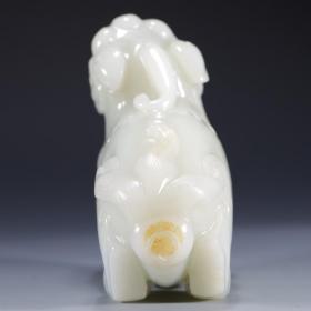 和田玉瑞兽摆件