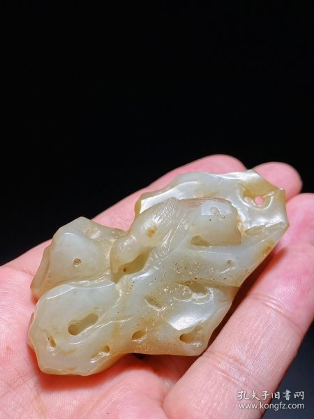 清 和田玉籽料 岁岁平安 小山子 笔搁 摆件 把件