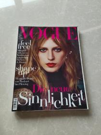 VOGUE  2015