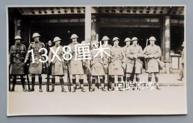 民国时期上海的英国军人参加军事活动老照片2张合售