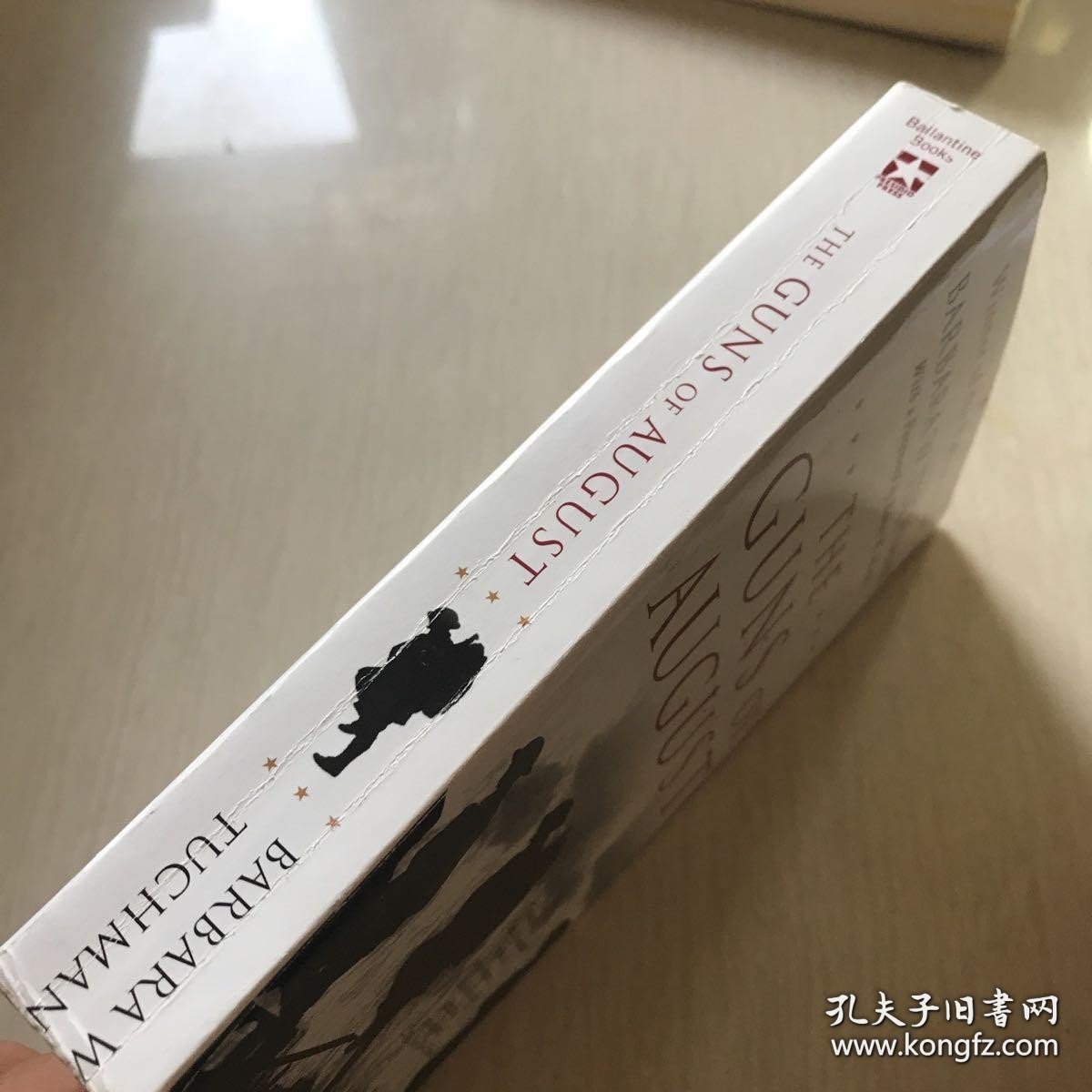 The Guns of August：The Pulitzer Prize-Winning Classic About the Outbreak of World War I