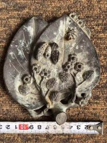 132_清末民国时期精铜制作树叶型摆件一个！可做镇尺，笔舔，赏玩儿，有虫有蝶有蜗牛，工艺复杂精细，精湛独特，包浆浓郁厚重，独特少见，保存完好，包老包真，不可多得！
