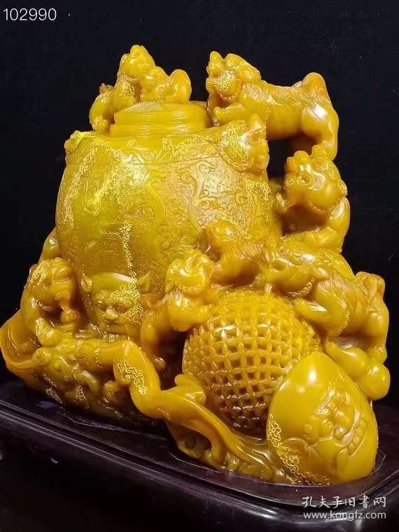 田黄石狮子摆件