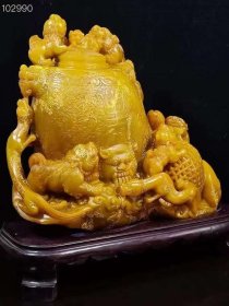 田黄石狮子摆件