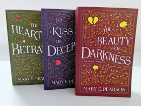 The Remnant Chronicles:The Kiss of Deception The Heart of Betrayal The Beauty of Darkness