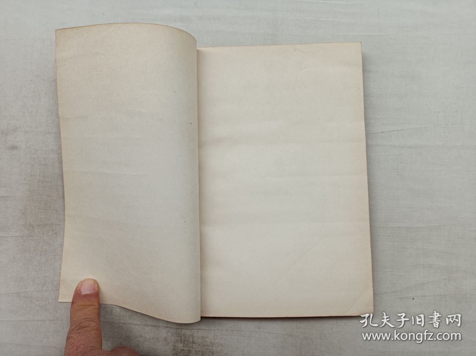 点击查看原图 瘸腿魔鬼;法 勒萨日 著 张道真 译;人民文学出版社;大32开;书页发黄;馆藏书;边有虫眼;