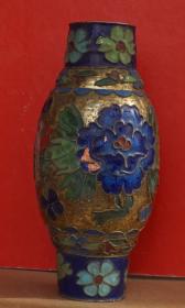 景泰蓝小花瓶花朵、双鸟高16厘米，上下口贯通，有2小点磕碰 bb
