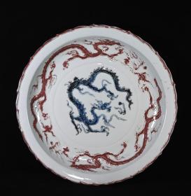 元祭蓝釉留白雕刻青花釉里红龙纹葵口盘，高6.5×43.5厘米