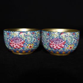 清雍正珐琅彩鎏金缠枝花卉纹杯，5.2×8.1cm
