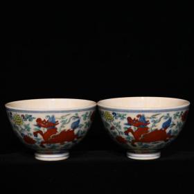 明成化斗彩麒麟纹杯，高4.7cm直径7.7cm