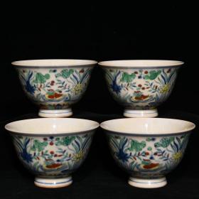 明成化斗彩鸳鸯戏莲纹杯，高5.2cm直径8.2cm