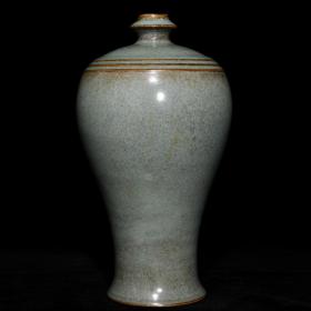 汝窑梅瓶，高26.5cm直径14cm