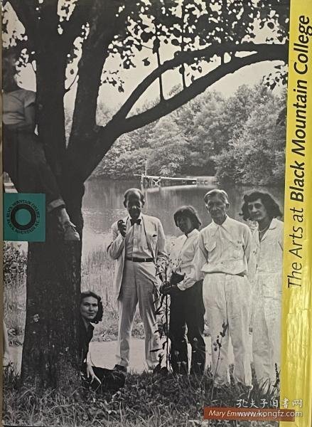 可议价 The Arts at Black Mountain College The 区域 at 黑色 Mountain College 8000070（日本发货。可代寻代购）