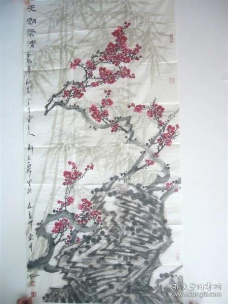 （终身保真）刘玉泉 国画136x69cm作品 议价
刘玉泉1955年生，1983年毕业于山东艺术学院留校任教，1987年考入中央美院研修花鸟画，2008年为中国艺术研究院访问学者。现为： 中国美术家协会会员山东省美术家协会主席团委员山东艺术学院设计学院院长山东艺术学院中国画教授、硕士研究生导师澳大利亚格里菲斯大学博士研究生导师山东画院高级画师