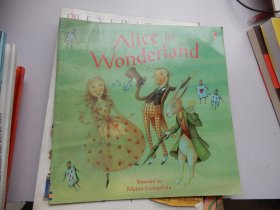 英文原版平装绘本：Alice In Wonderland