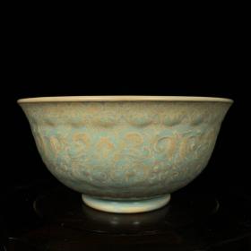 宋汝窑花卉纹碗，高7直径14cm