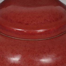 明宣德宝石红釉三系盖罐 
规格：高12公分 口径9.8公分 肚径16公分