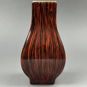 清雍正木纹釉四方瓶 高14厘米宽7.3厘米