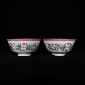 清雍正粉彩寿桃纹碗，7.5×15.5，