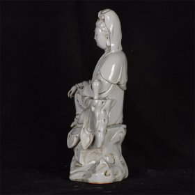 德化白瓷座石观音雕塑 
规格：36x18x13厘米