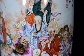 雍正年粉彩十八罗汉纹描金瓶34*18