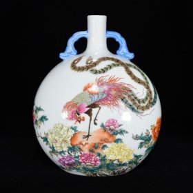 清乾隆珐琅彩花鸟凤纹如意耳扁瓶，30×25×17