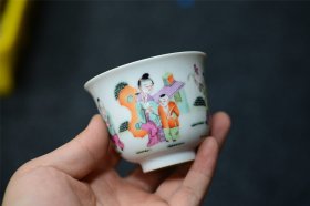老古玩古董艺术品收藏品老瓷器粉彩手绘三娘教子主人杯茶杯压手杯