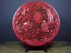 旧藏漆器剔红雕刻盘子赏盘献寿图
尺寸：长37cm宽37cm高3.5cm
重量：2080g