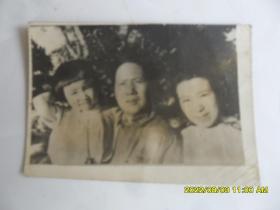 老照片：毛主席家庭照（有江青和李娜）保真