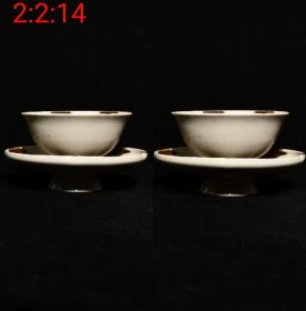 旧藏邢窑：铁锈花，盏托并托杯。 尺寸6×10cm