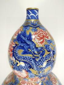 大清乾隆年制 青花鎏金加彩龙凤纹葫芦瓶 高48厘米 直径28厘米
