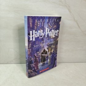 Harry Potter and the Sorcerer's Stone (Harry Potter Series  Book 1) 9780545582889