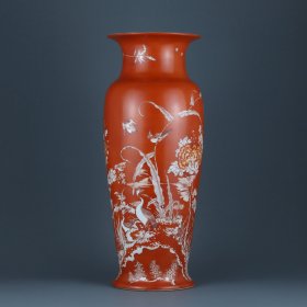 清乾隆 矾红留白花鸟纹观音瓶