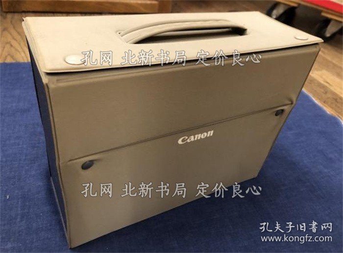 《スライドビューワー(slide viewer) Canon Slidester300 付属物は画像内の背景以外が全てです コンセント差込以后の驱动音が大きいです 热风排出、本体后部も热くなります ※机械本体与ケースのみ スライド（ソフト）はありません》