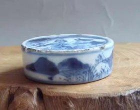 收藏品清代青花山水纹罐盖ZYTA1867