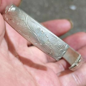 刻花银手镯.磨砂亚光没抛光的