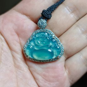 天然翡翠高冰蓝水弥勒佛挂件.合金镀金架子