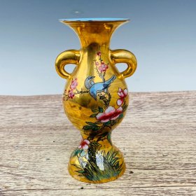 鎏金粉彩花鸟纹花瓶，高18.5厘米，直径10厘米