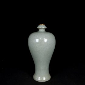 汝窑天青釉包金口梅瓶 尺寸高23.5CM直径11.5CM