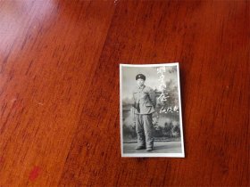 1960年在江苏睢宁拍摄的军人留念老照片