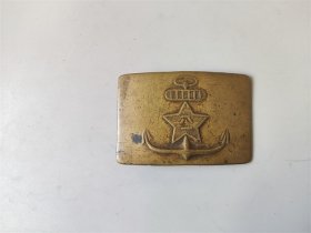 建国初期海兵使用的铜腰带扣