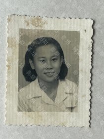 老照片 .美女学生， 背面题名字 ，1952，3张合售