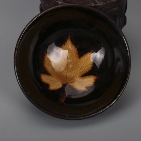 宋吉州窑黑釉枫叶纹碗 瓷器